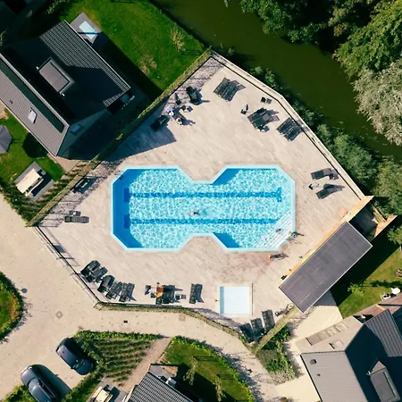 501b Op Recreatiepark De Wielen سينت مارتن